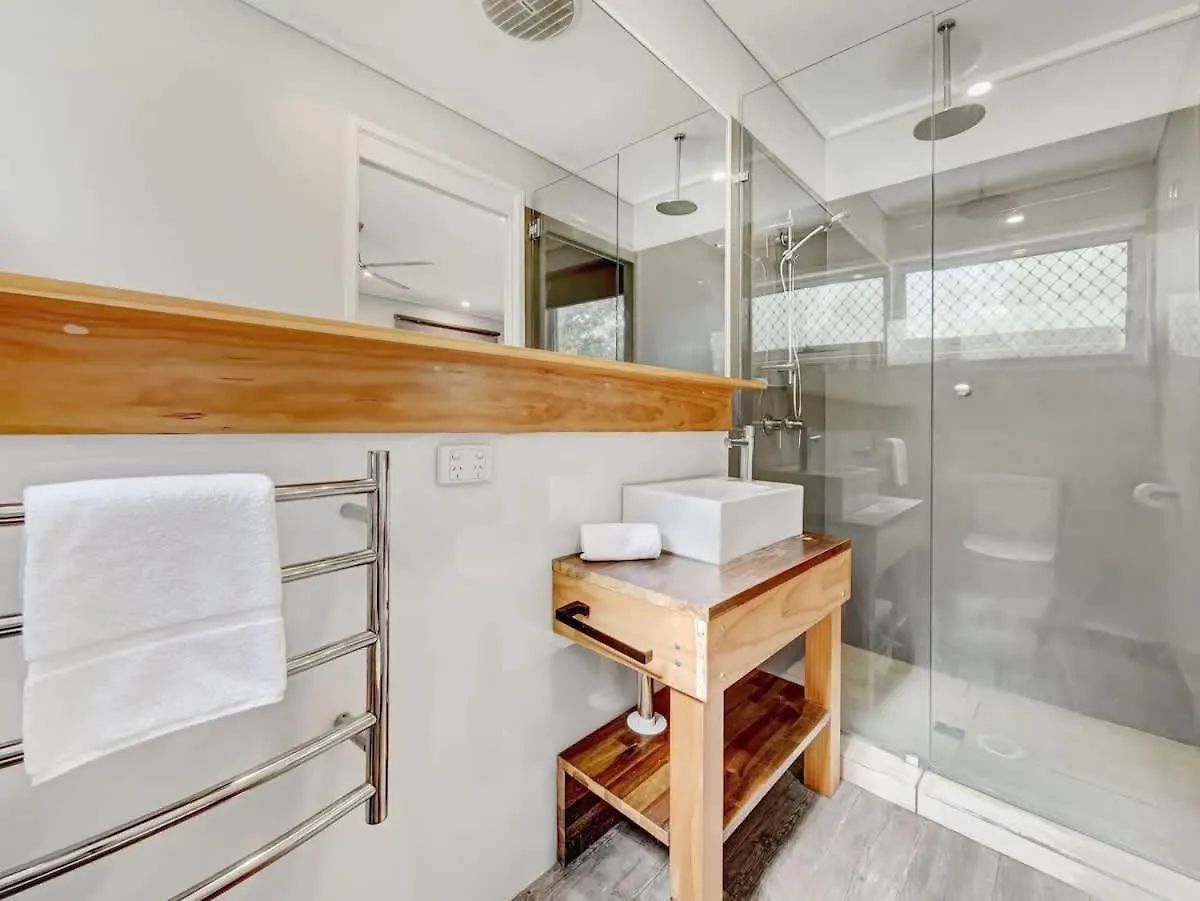 Escape To Emerald Springs - Palm Trees & Pool Mooloolaba 0*,